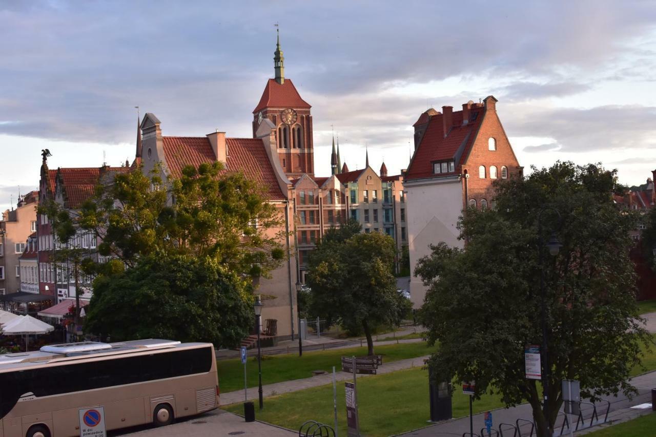 Hostel Przy Targu Rybnym Gdansk Dış mekan fotoğraf